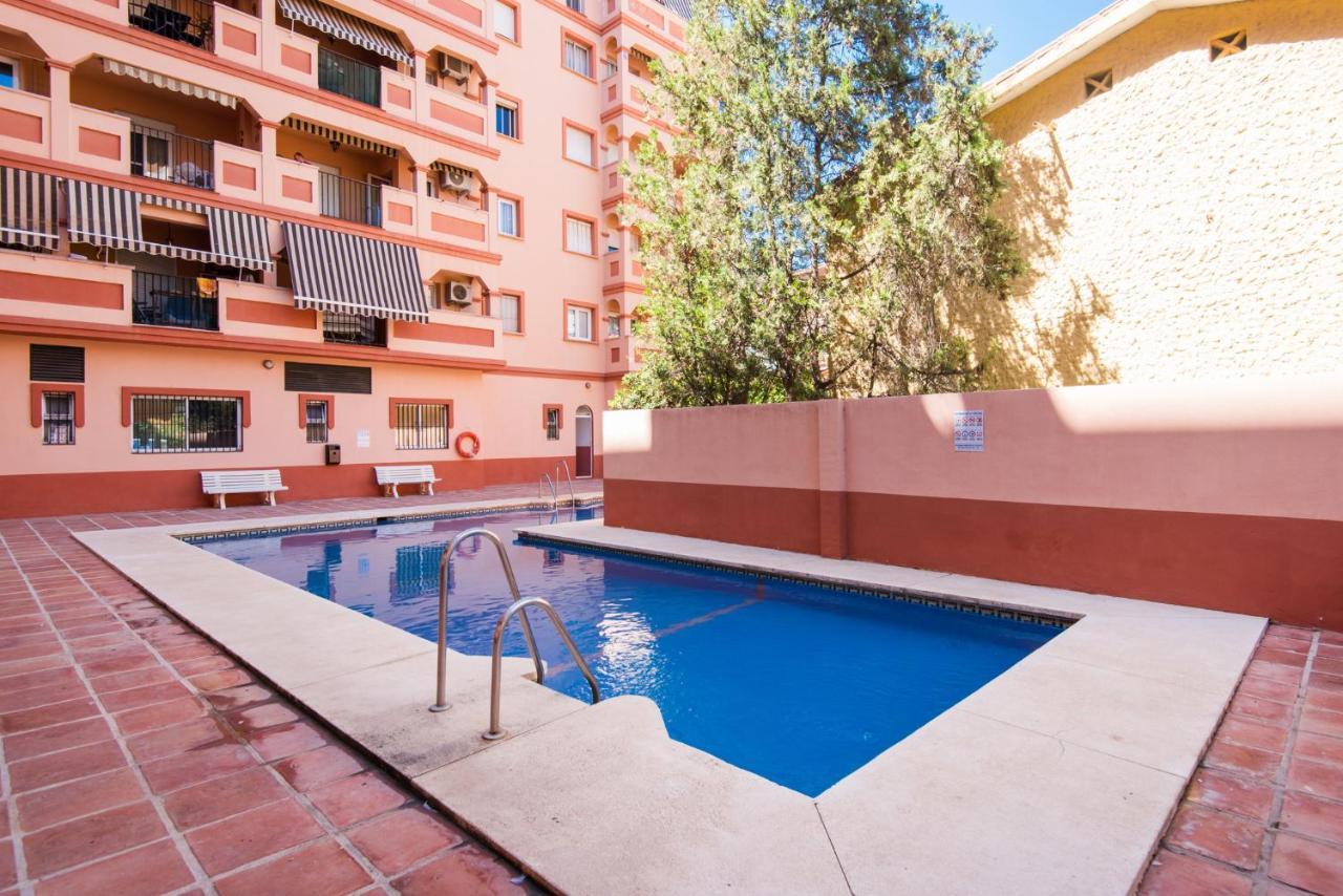 Boliches Center Apartment Next To The Beach, Parking, Pool & Terrace 푸엔히롤라 외부 사진