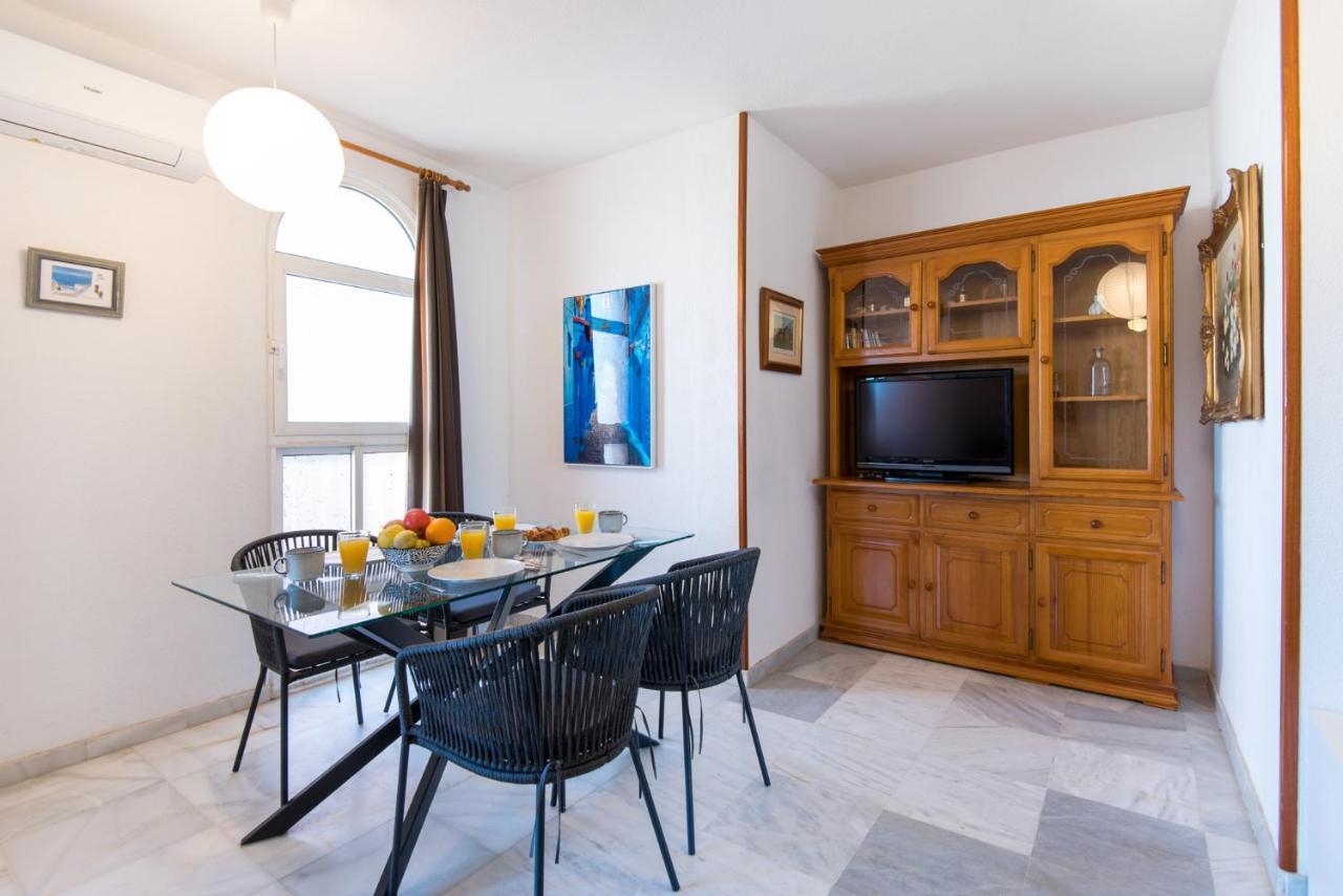 Boliches Center Apartment Next To The Beach, Parking, Pool & Terrace 푸엔히롤라 외부 사진
